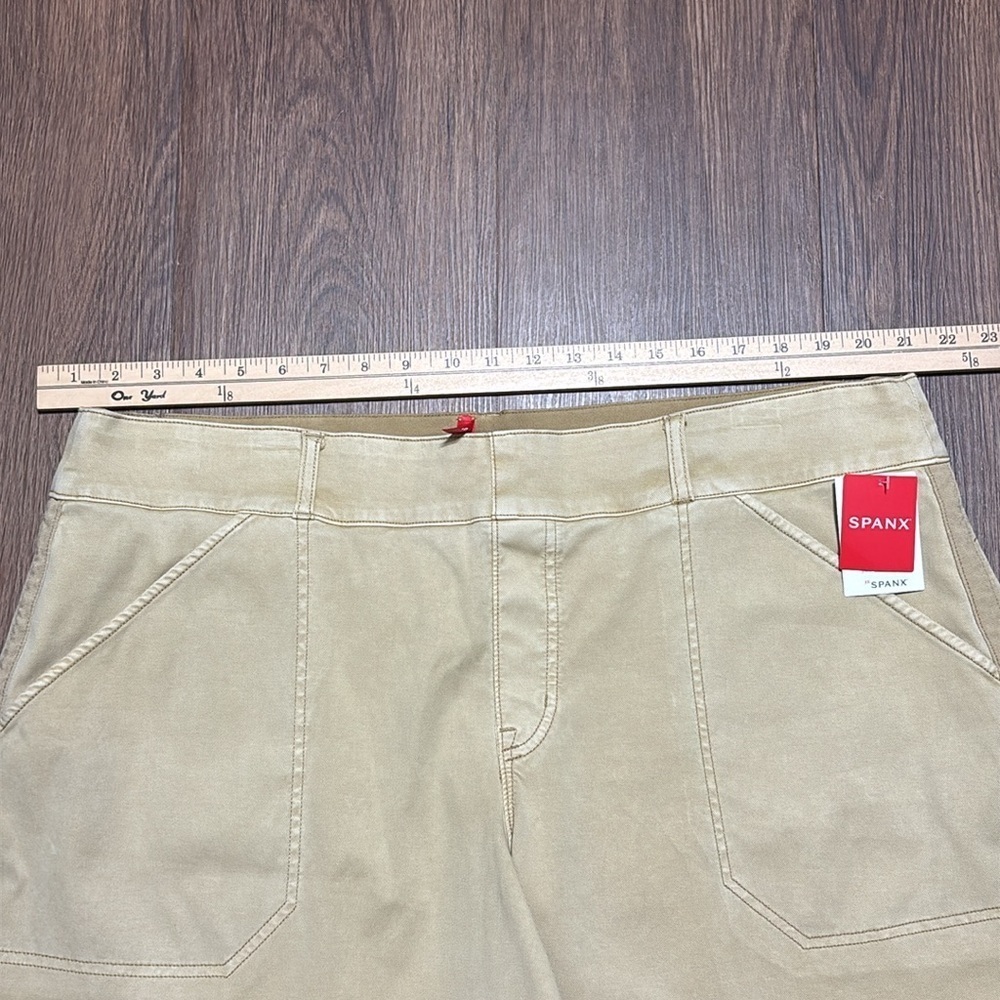SPANX Tan Utility Shorts NWT Size 3X Pull-On Stretch Shaping Casual Shorts - Picture 5 of 7